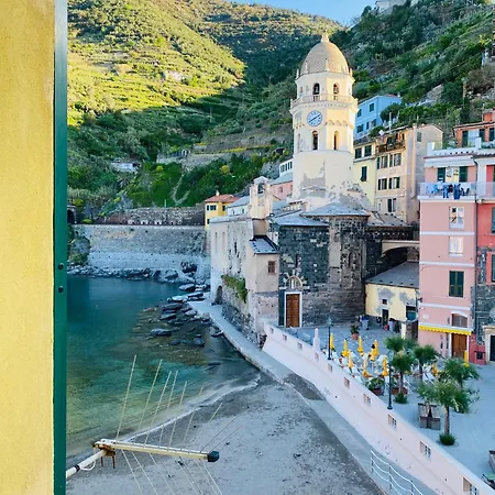 La Marina Vernazza Appartamento Piazza Marconi-3
